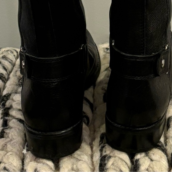 Stuart Weitzman woman’s black riding boot size 7.5 - Picture 4 of 8